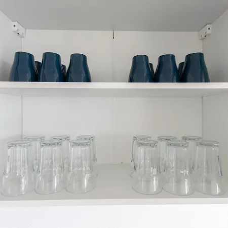 Apartament Tolstov House - Stadthaus - 10 Schlafzimmer