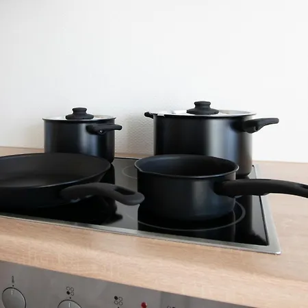 Tolstov House - Stadthaus - 10 Schlafzimmer